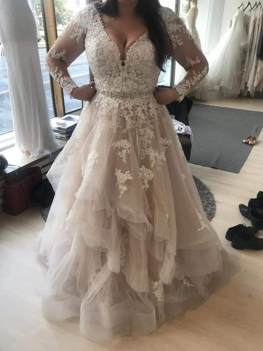 Plus Size Wedding Dresses Long Sleeves Bridal Gowns       S6290