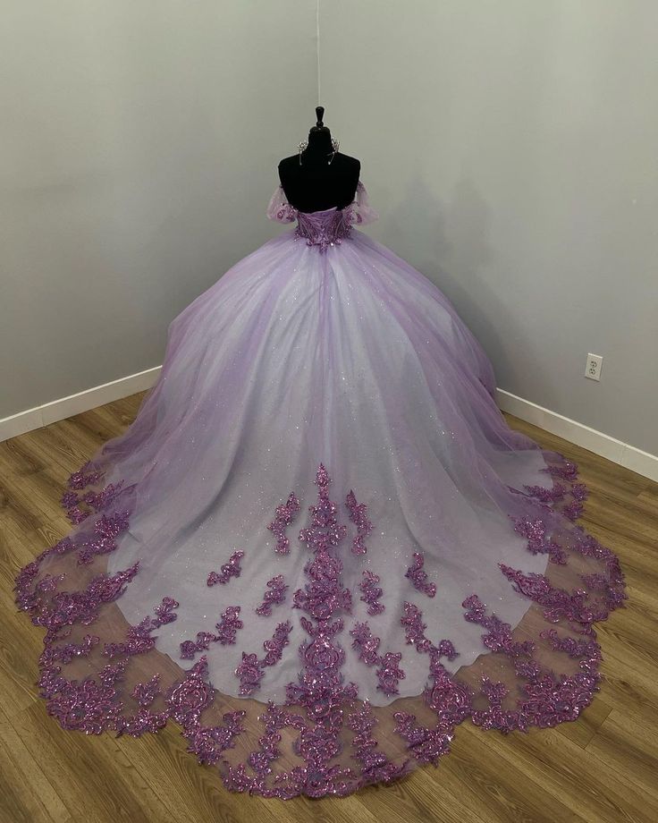 Off Shoulder Beading Appliques Ball Gown Sweet 15 Quinceanera Dress      S6461