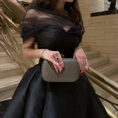 Vintage Black High Low Prom Dresses Ball Gown Long Satin Simple Evening Gowns Off Shoulder Elegant Women Special Occasion Dress