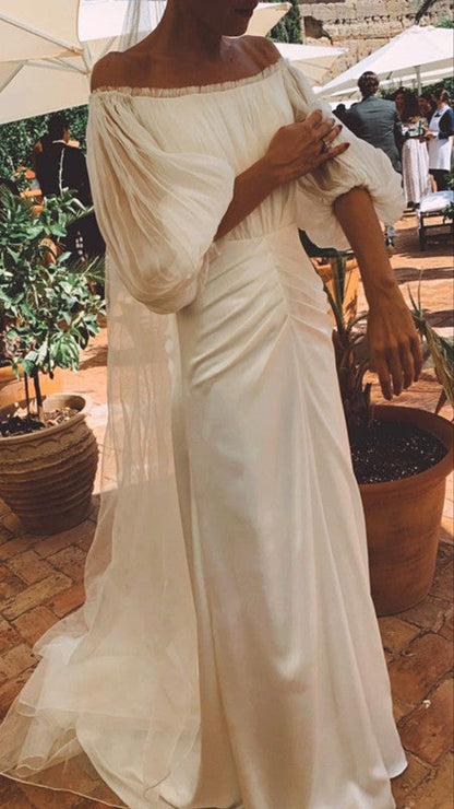 Off Shoulder Long Wedding Dress Gorgeous Bridal Gown        S6743