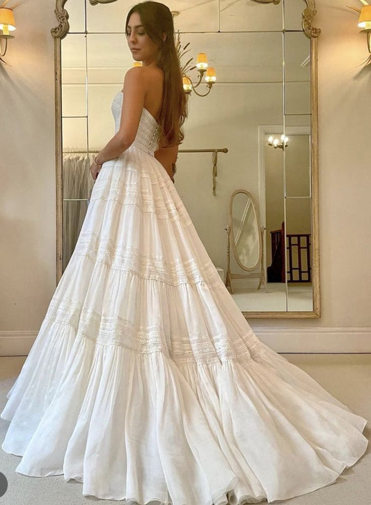Vintage Wedding Dresses Strapless A Line Classic Bridal Gown