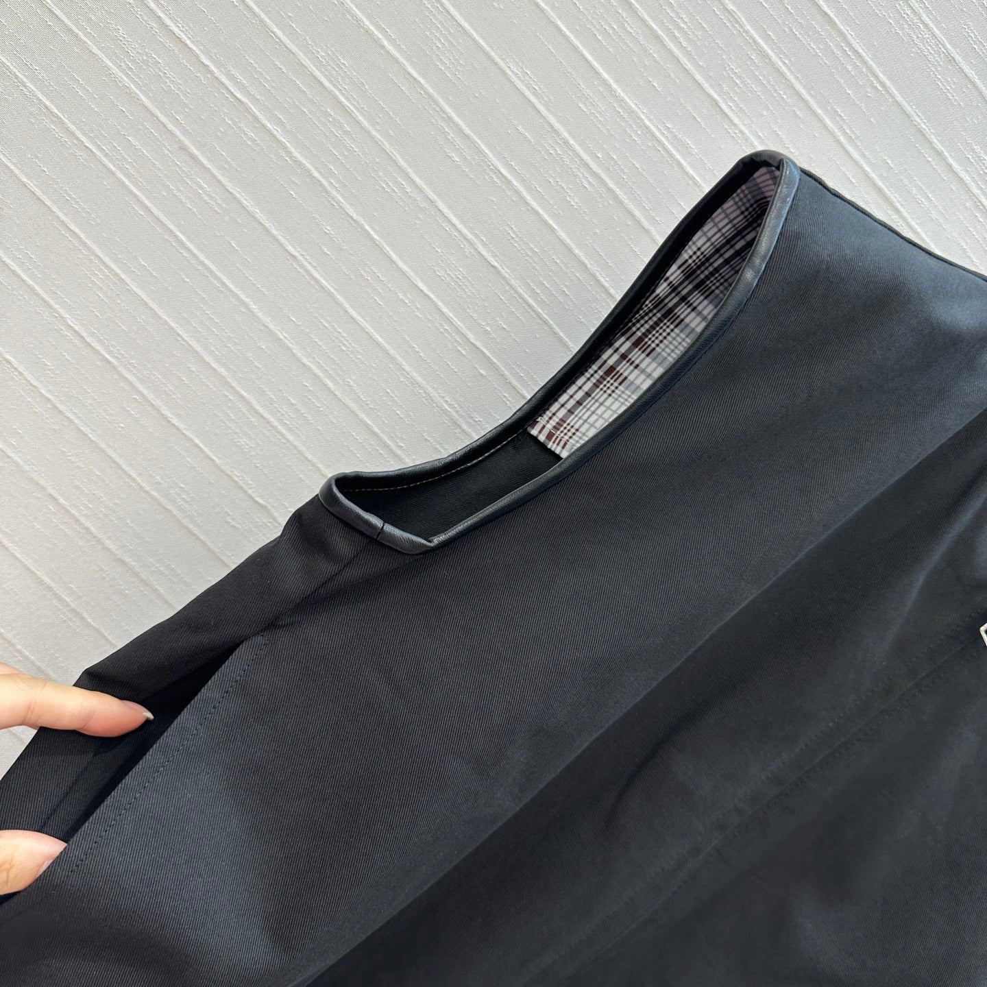 BV Sleeveless Vest Jacket in Black Cotton