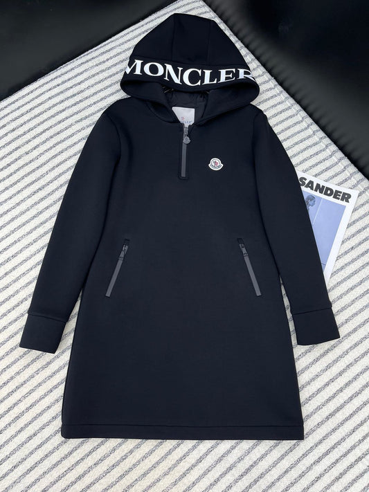Moncle Hat-Printed Logo-Embellished Dress Black Viscose 252315