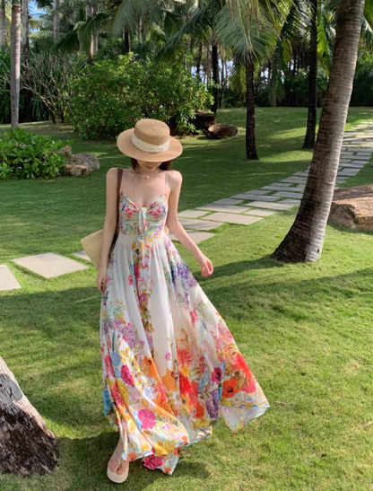 Beautiful little skirt for vacation, high-end floral suspender dress, fairy temperament long skirt 2025 R0480