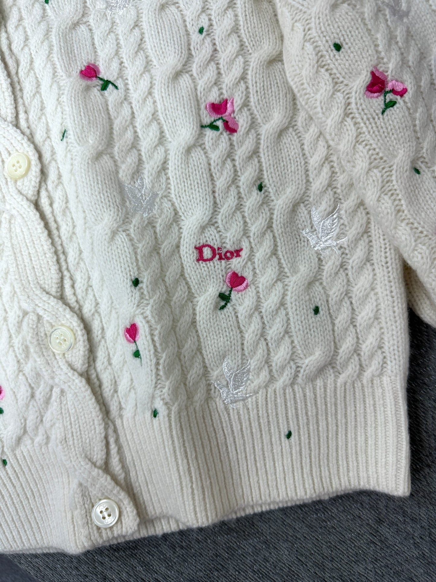 CD Cardigan Small Floral Embroidery Ivory Wool 349481