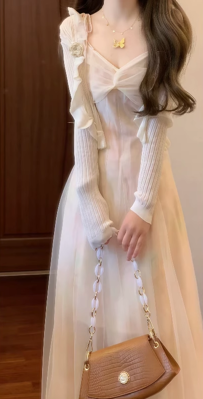 Gentle and elegant mesh suspender dress, beautiful waist and elegant long skirt R0490