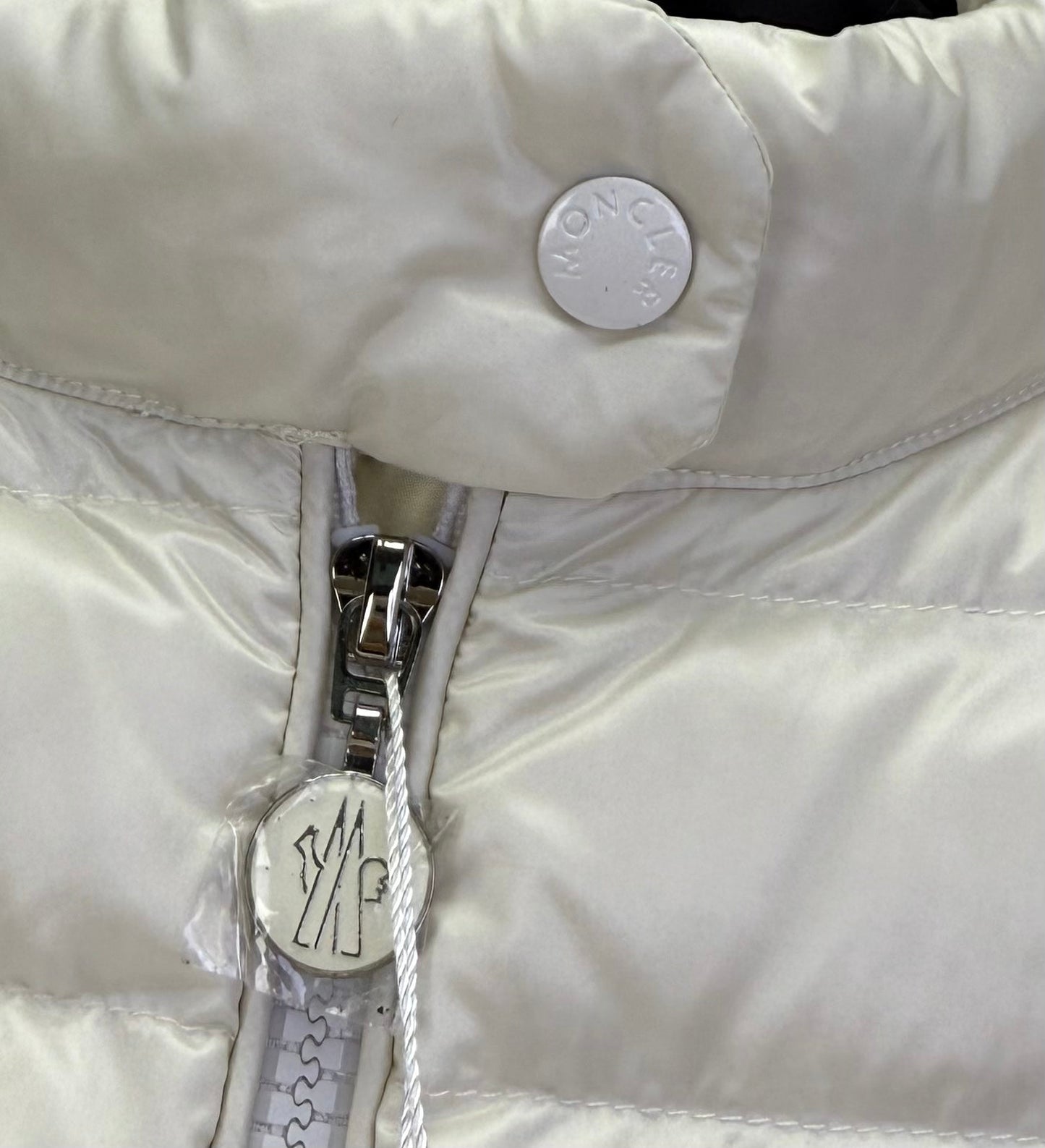 Moncler 25 Vest Polyester 297306