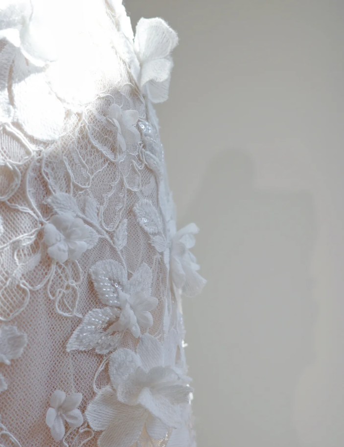Charming White Strapless Lace Floral Mermaid Long Wedding Dress Formal Bridal Dress D2152