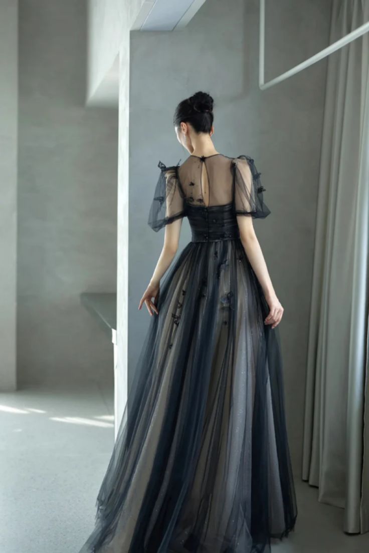 Black Elegant Formal Evening Dress    S2753