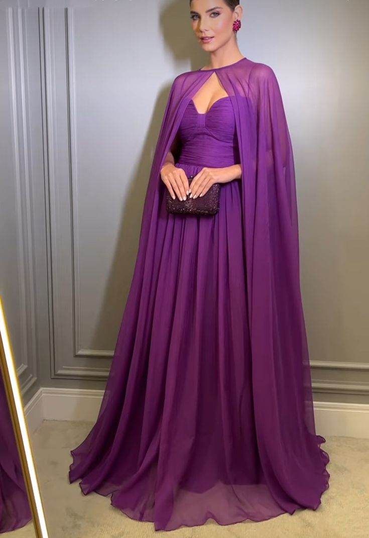 Elegant Purple Chiffon Long Evening Dress with Cape A Line Pleated Floor Length Formal Prom Gown