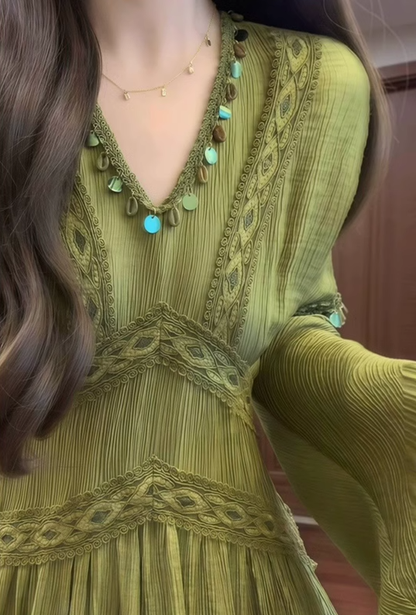 Green v-neck long-sleeved dress, niche style, no-collar retro waist temperament long skirt R0473