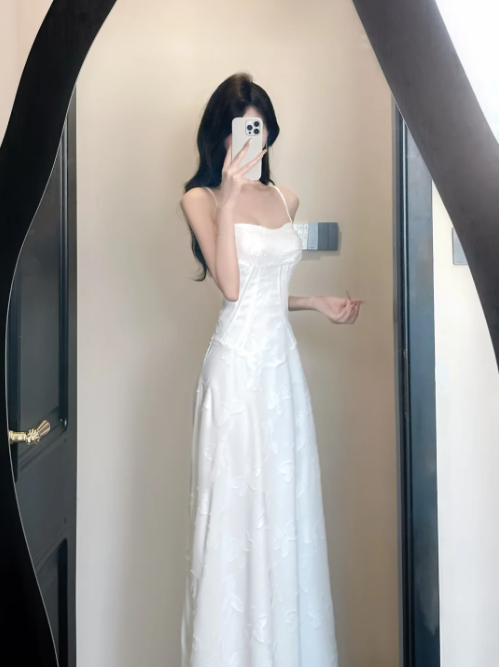 Gentle white moonlight jacquard sling dress beautiful temperament waist a-line long skirt 2025 new R0461