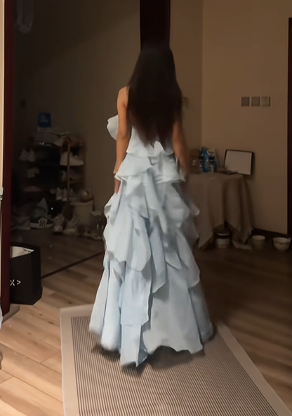 Light blue halter neck puffy cake backless sexy long ball gown R8084