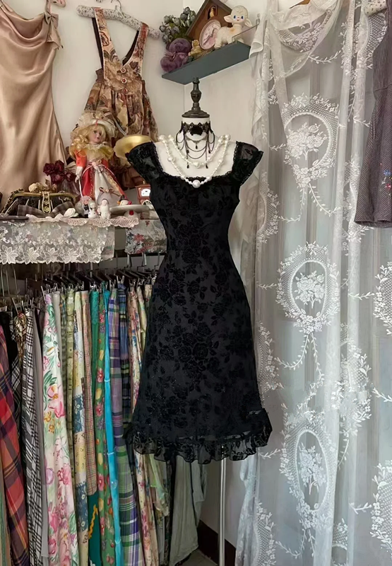 Black square-neck vintage floral pattern fitted short dress, ball gown R7453