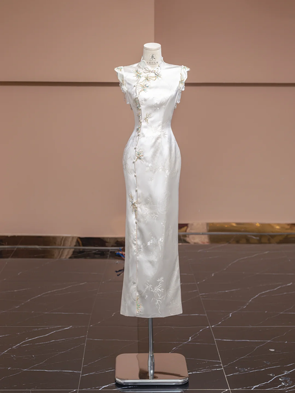 White sleeveless fitted waist elegant ball gown, bridal gown R8315