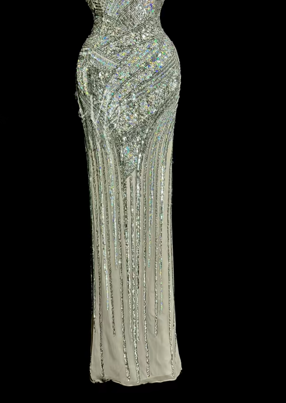 Silver sequined strapless waist-cinching bodycon sexy and elegant ball gown R8105
