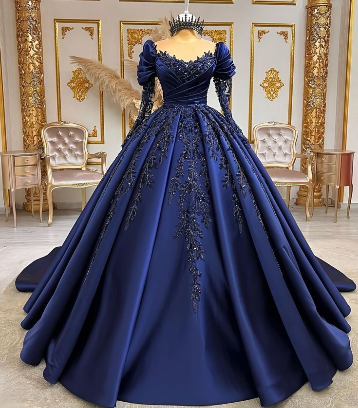 Elegant Navy Blue O Neck Sequined Appliques Long Sleeves Quinceanera Evening Dress Ball Gown Floor Length Princess Prom Dress