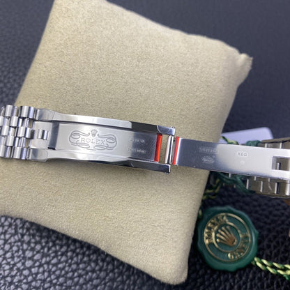 DATEJUST 41MM SMOOTH BEZEL GREY DIAL JUBILEE BRACELET