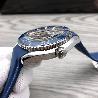 SEAMASTER PROFESSIONAL PLANET OCEAN 600M STEEL CASE BLUE DIAL