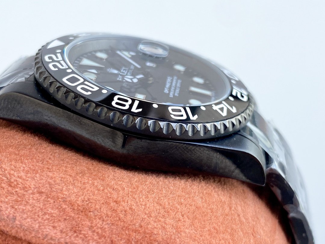 GMT-MASTER II CUSTOM ALL BLACK