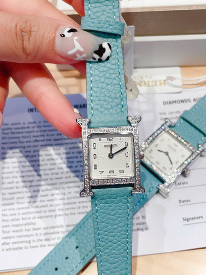 HM HEURE H 26 SILVER WHITE DIAL EPSOM LEATHER EPSOM LEATHER