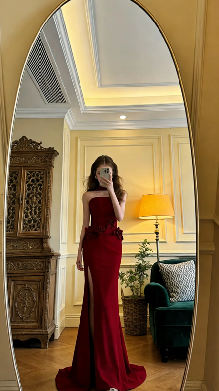 Red strapless, fitted waist, bodycon, sexy long ball gown/bridal dress R8590