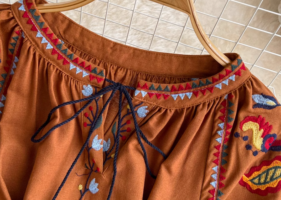 Retro ethnic style lantern sleeve embroidery round neck waist A-line cotton and linen elegant dress R0318