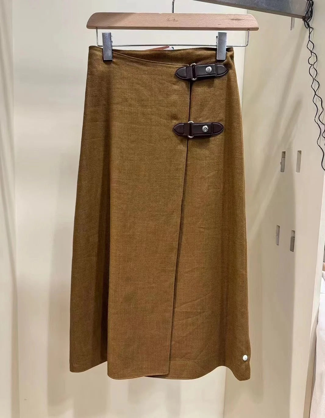 LP SKIRT STYLE 83