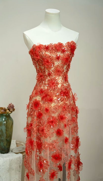 Red strapless, fitted, sexy and alluring ball gown/wedding dress R8063