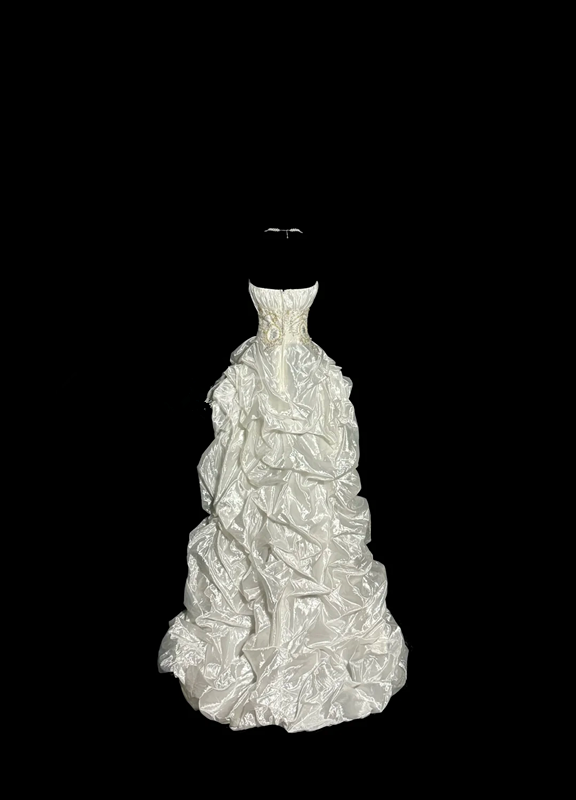 White strapless fitted waist slim-fitting ball gown with retro floral pattern R8109