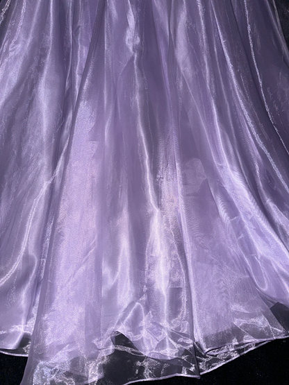 Light purple halter-neck, fitted waist, elegant fairy-like long ball gown R6900