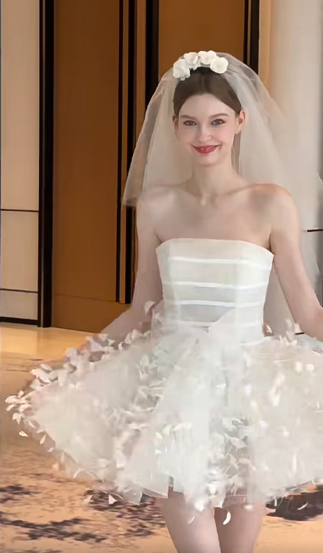 White tube top waist beautiful three-dimensional cute skirt short skirt homecoming dress R4198