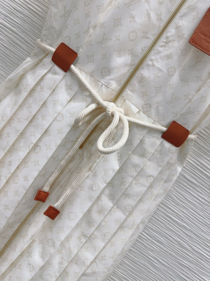 LV 25 Pleated Trendy Dress White Blue Poliester