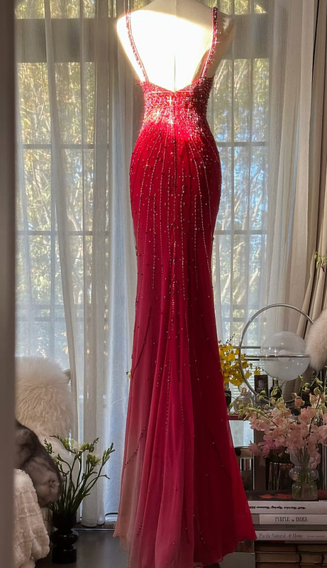 Pink halter-neck fitted bodycon long ball gown R6542