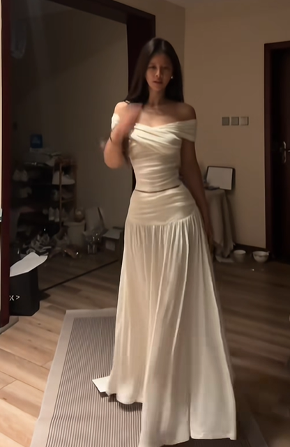 White off-the-shoulder fitted waist slimming hip-hugging sexy long ball gown R8091