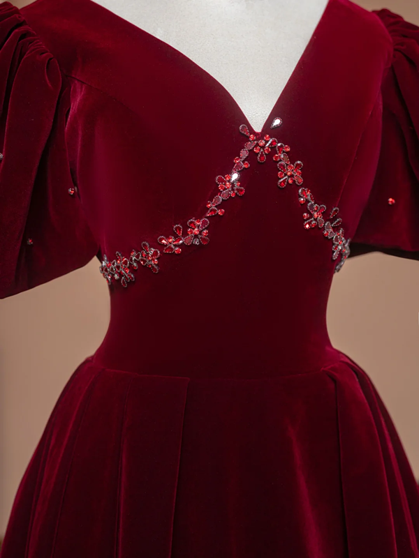 Red puff-sleeved V-neck fitted long ball gown/bridal dress R8497