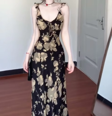 Retro floral suspender dress gentle temperament waist slim hip skirt R0649