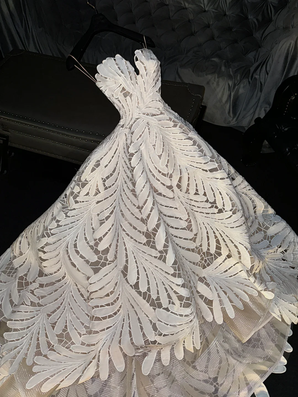 White floral halter-neck fitted long ball gown/bridal dress R8779