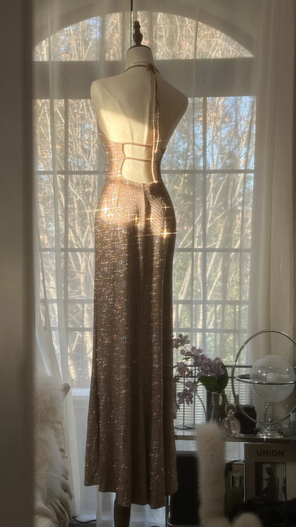 Champagne-colored halter-neck, fitted waist, bodycon long ball gown R7699