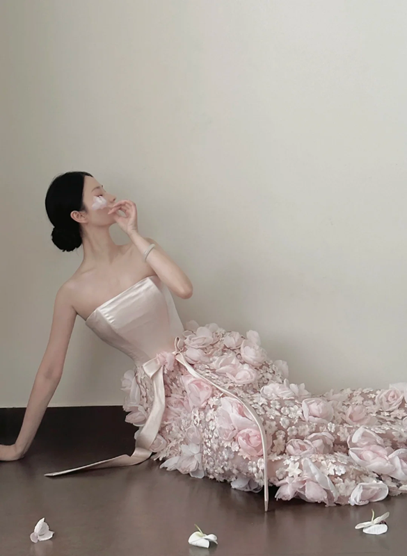 Light pink strapless, waist‑cinched, 3D floral ruffle hem, long prom dress R7969