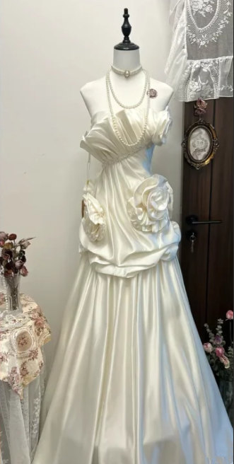 White strapless, fitted waist, pleated classic long ball gown R6422