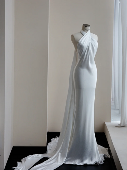 White halter neck slim waist hip-hugging elegant fishtail skirt, prom dress R5646