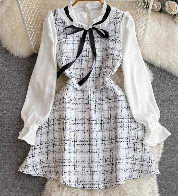 Little Chanel style celebrity temperament fake two-piece long-sleeved stand-up collar waist A-line coarse flower dress R0387