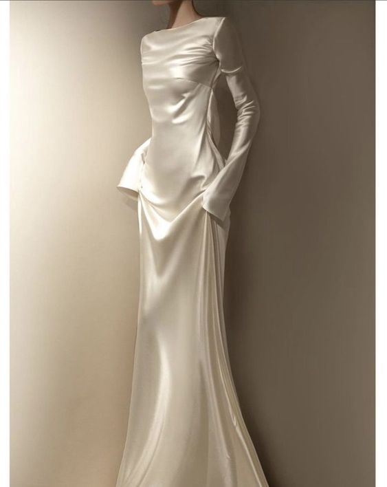 Elegant Ivory Long Sleeves Sheath Satin Long Formal Party Dress MD7575