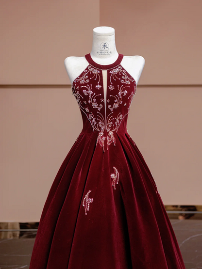Red halter-neck, fitted waist, full skirt, long ball gown, bridal dress R8352