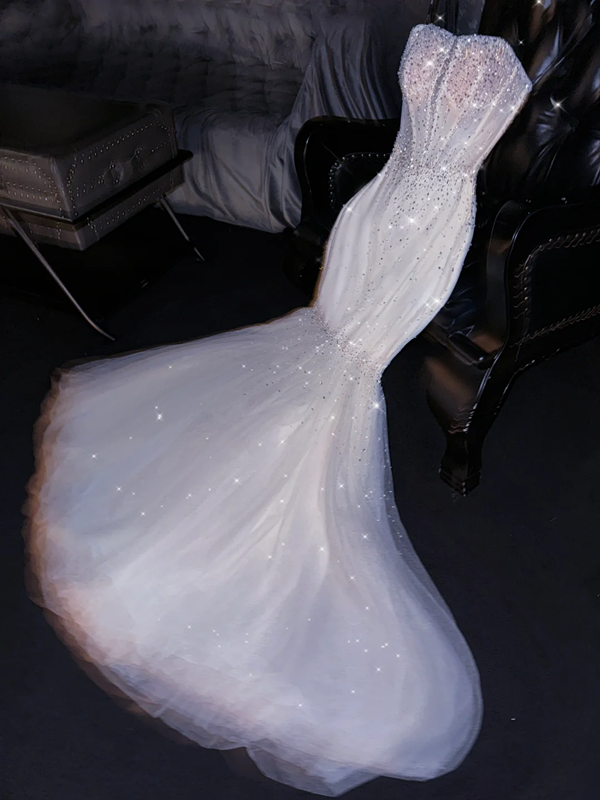 White halter-neck, fitted waist, bodycon skirt, sexy long ball gown, bridal dress R8781