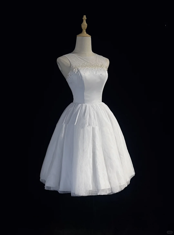 White sleeveless diamond neckline satin waist slim A-line big swing skirt homecoming dress R4933