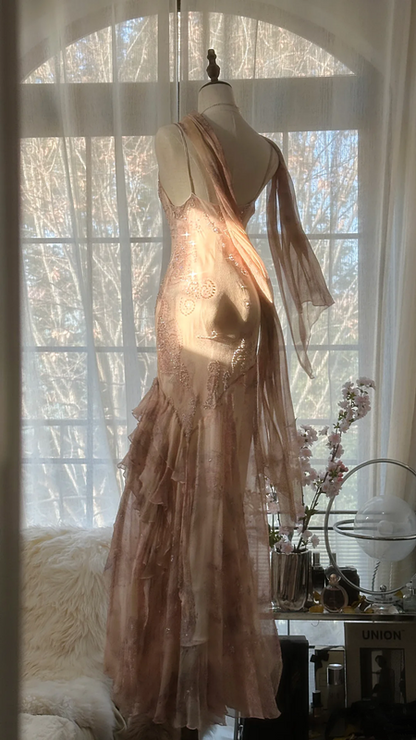 Light champagne pink halter-neck fitted waist bodycon long ball gown R7701