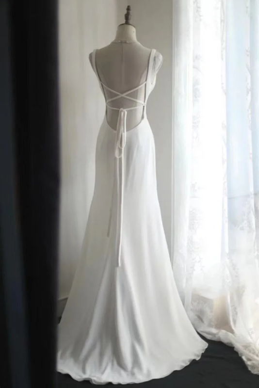 White halter-neck, fitted waist, backless, sexy long ball gown R6747