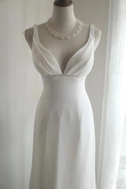 White halter-neck, fitted waist, backless, sexy long ball gown R6747